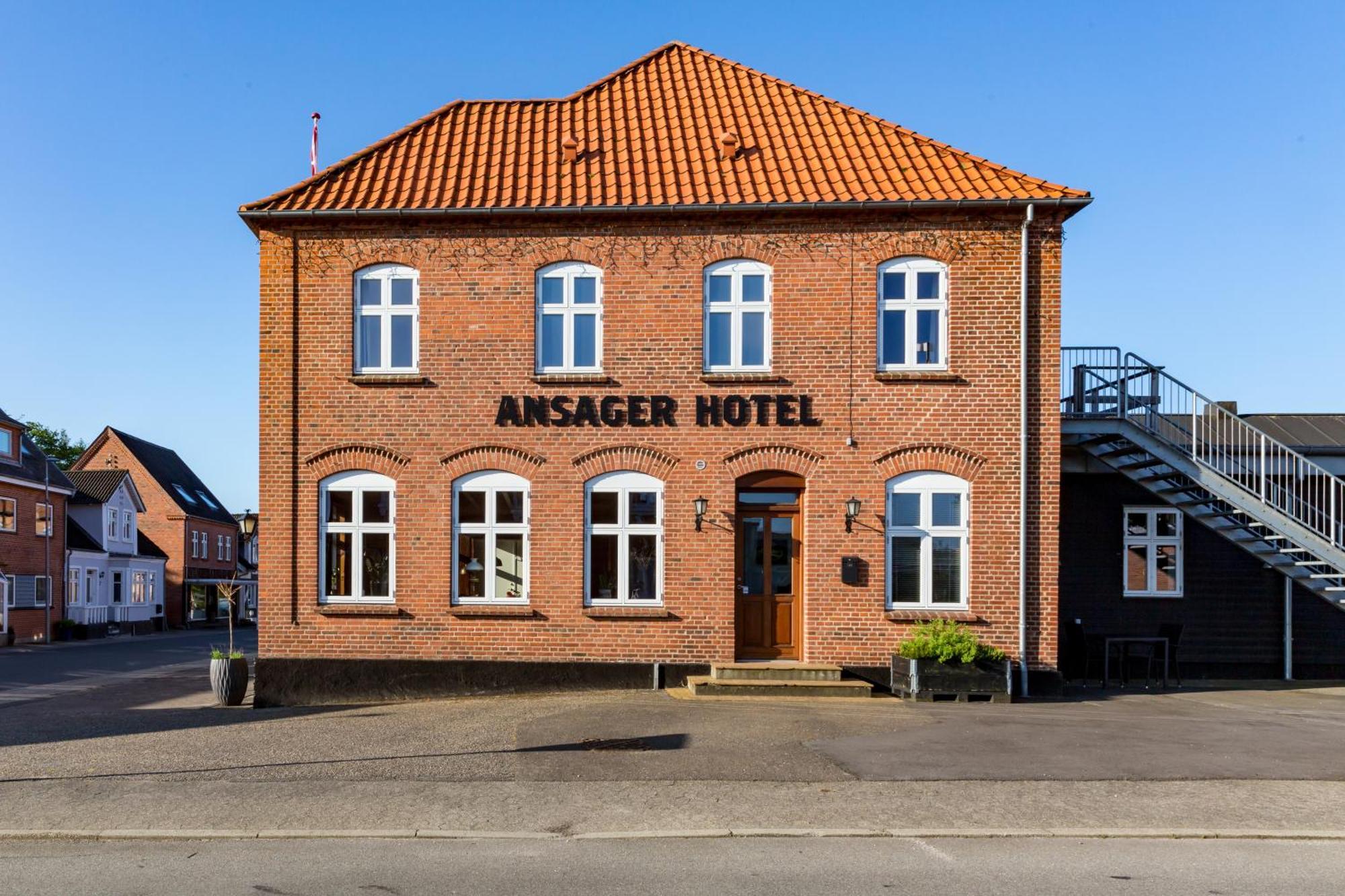 Ansager Hotel Og Hytteby エクステリア 写真